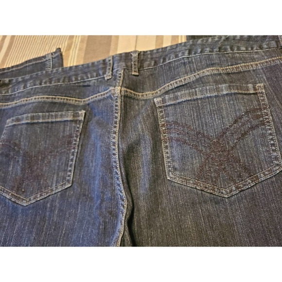 Mossimo Straight Jeans Women's 18 Blue Denim Stylish Modern Casual Wear (ABB3) - Picture 5 of 6